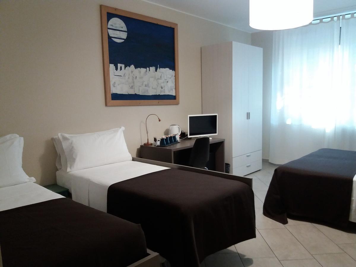 I Tigli Guest House Piacenza Buitenkant foto